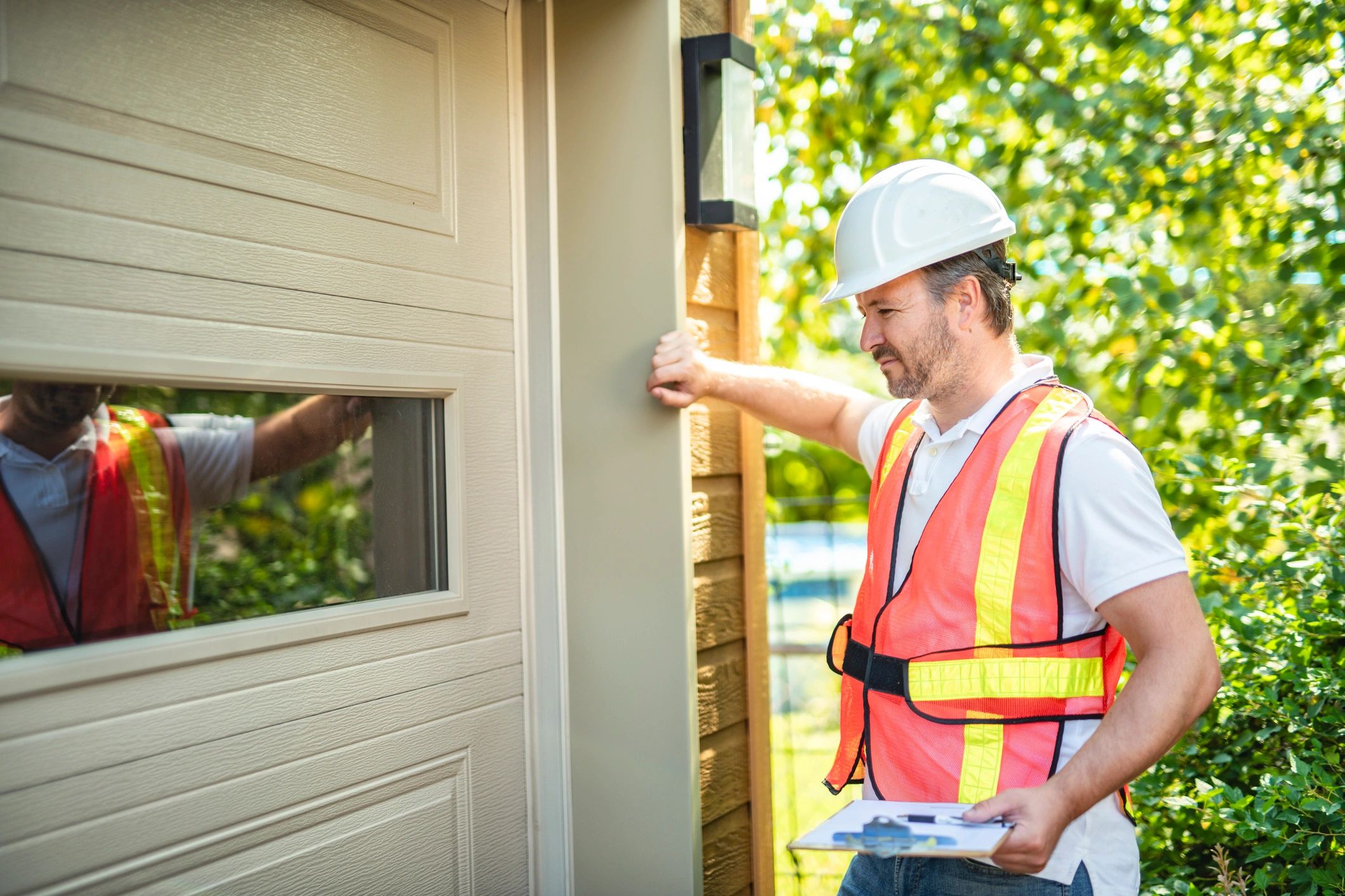 Garage door repair service
